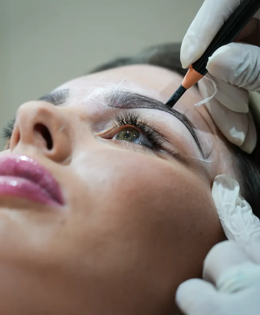 eyebrow lamination treatment
