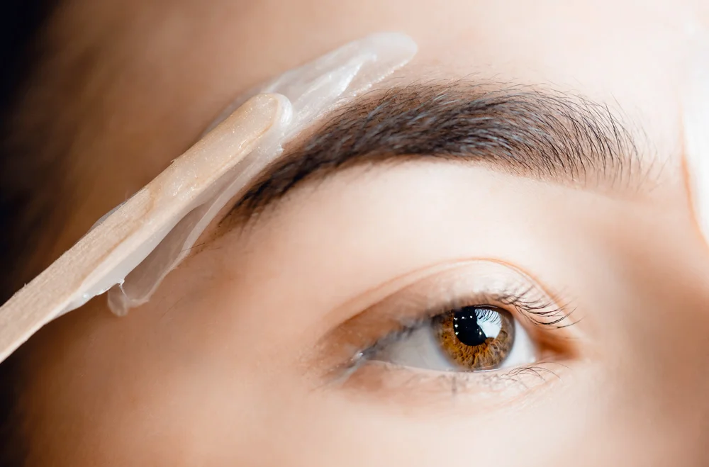 Eyebrow Waxing in Dubai at Nova Clinic